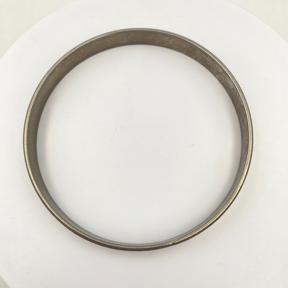 Vintage 90s Silver Tone Textured Bangle Etched Vertical Line Pattern Jewelry